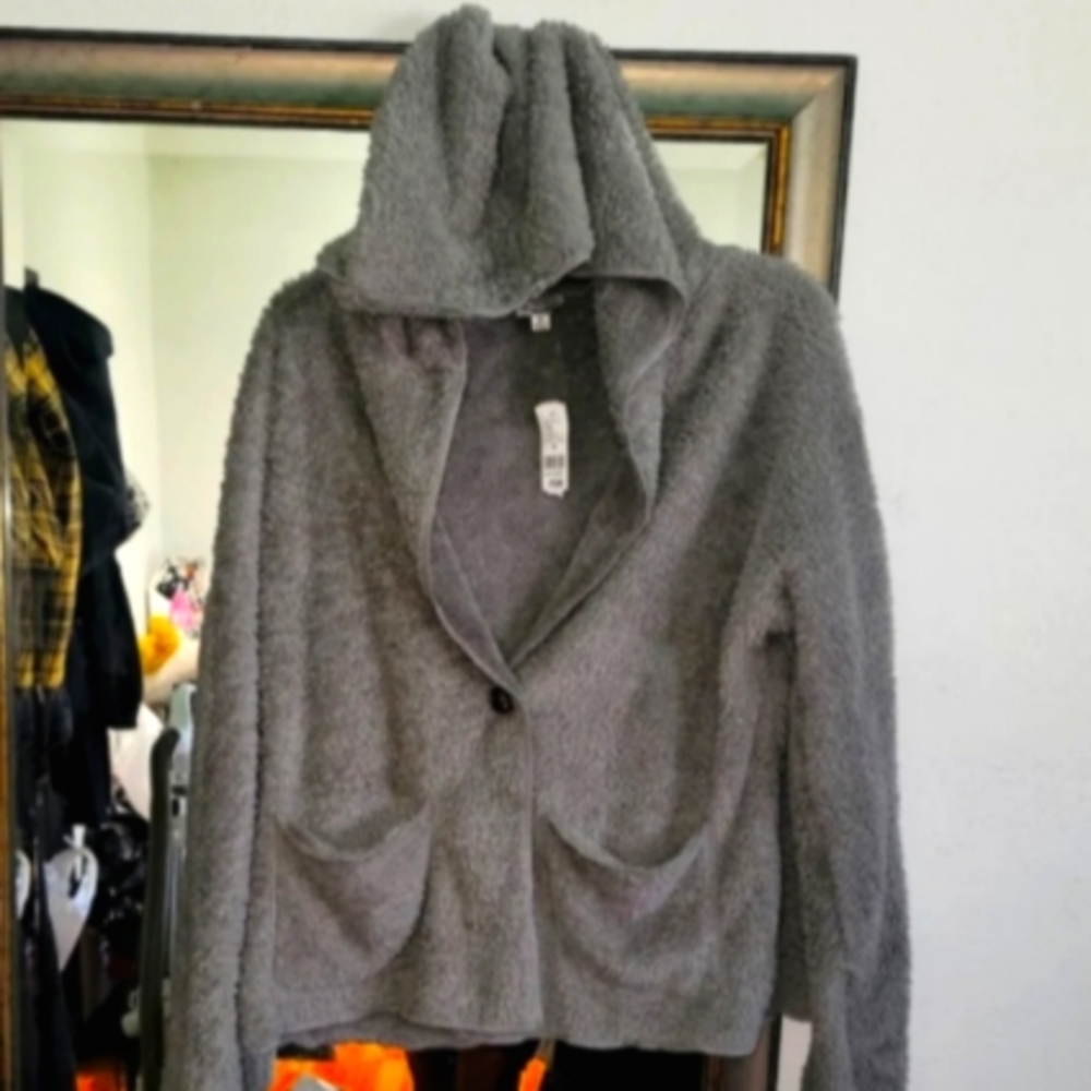 Lightweight Gray Fuzzy Sweater